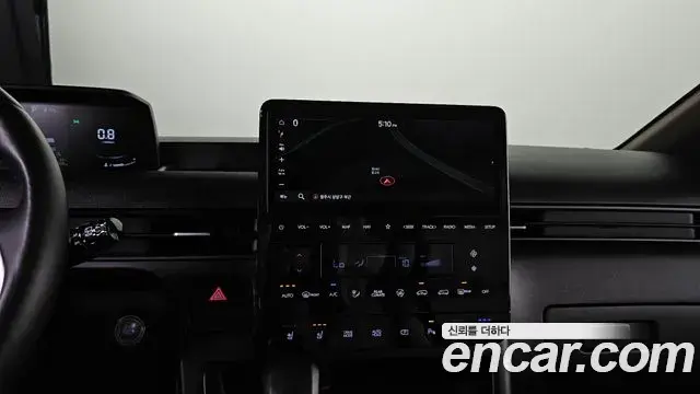 Hyundai Staria 2024 — Фото 13/20