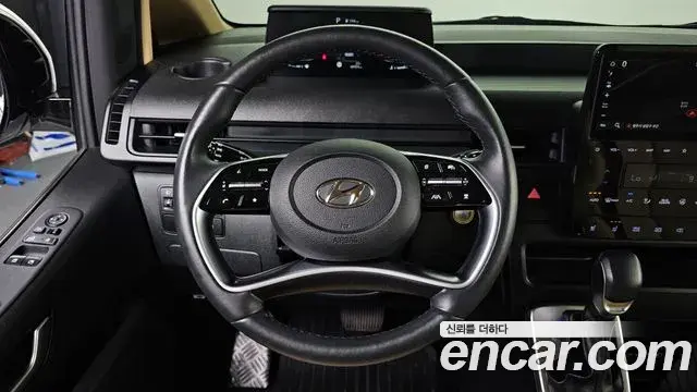 Hyundai Staria 2024 — Фото 14/20