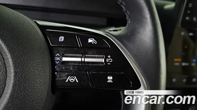 Hyundai Staria 2024 — Фото 17/20