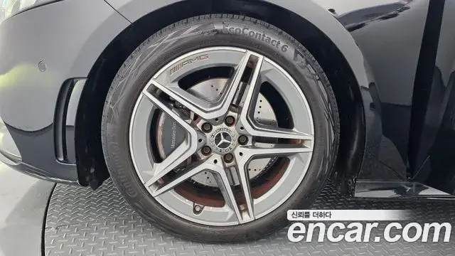 Mercedes-Benz A-Class 2020 — Фото 5/20