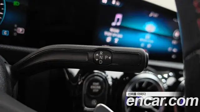 Mercedes-Benz A-Class 2020 — Фото 9/20