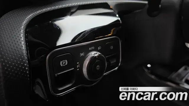 Mercedes-Benz A-Class 2020 — Фото 17/20