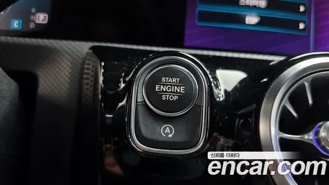 Mercedes-Benz A-Class 2020 — Фото 18/20