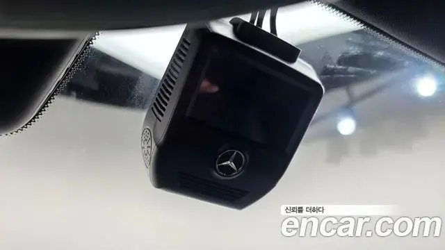 Mercedes-Benz A-Class 2020 — Photo 13/30