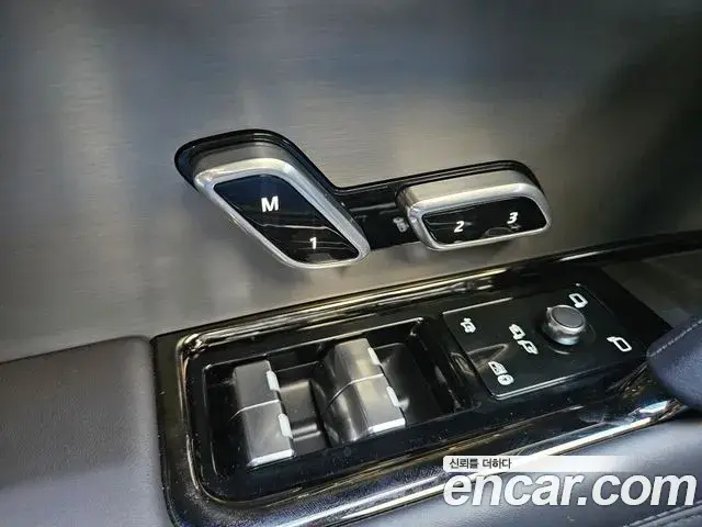 Land Rover Range Rover Sport 2024 — Şəkil 19/20