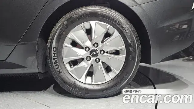 Kia K5 2026 — Photo 28/33