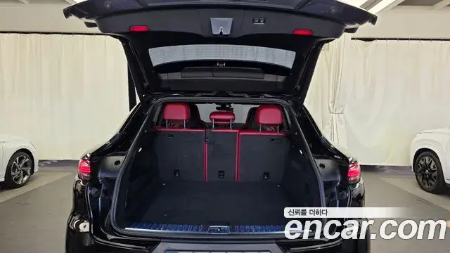 Porsche Cayenne 2021 — Фото 20/20