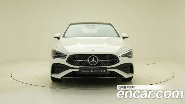 Mercedes-Benz CLA-Class 2025 — Фото 2/18