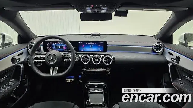 Mercedes-Benz CLA-Class 2025 — Фото 10/18