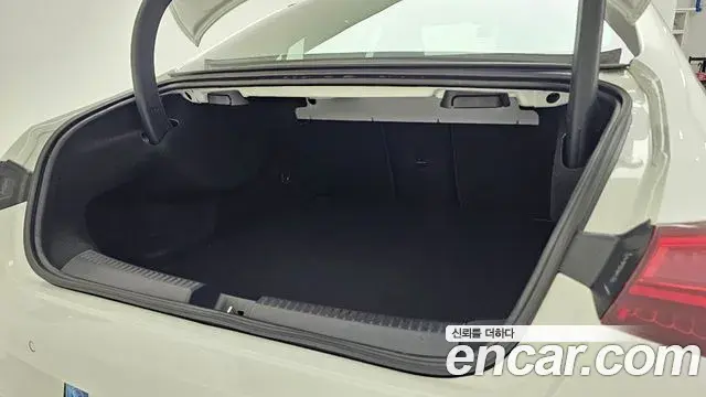 Mercedes-Benz CLA-Class 2025 — Фото 11/18