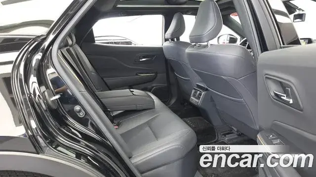 Toyota Crown Crossover 2023 — Şəkil 18/20