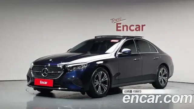 Mercedes-Benz E-Class 2024 — Фото 10/20