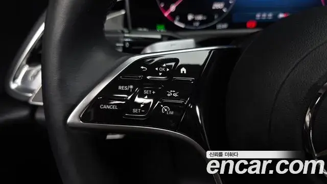 Mercedes-Benz E-Class 2024 — Фото 18/20