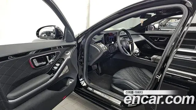 Mercedes-Benz S-Class 2022 — Фото 10/20