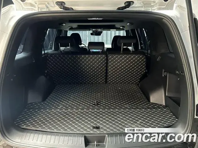 Hyundai Santa Fe 2024 — Фото 19/20