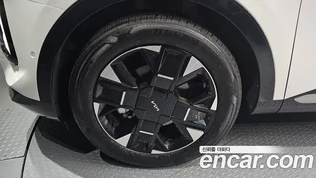 Kia Sportage 2025 — ფოტო 11/20