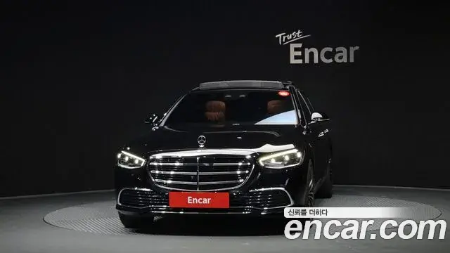 Mercedes-Benz S-Class 2025 — Фото 3/20