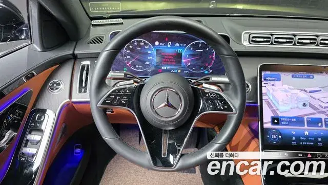 Mercedes-Benz S-Class 2025 — Фото 13/20