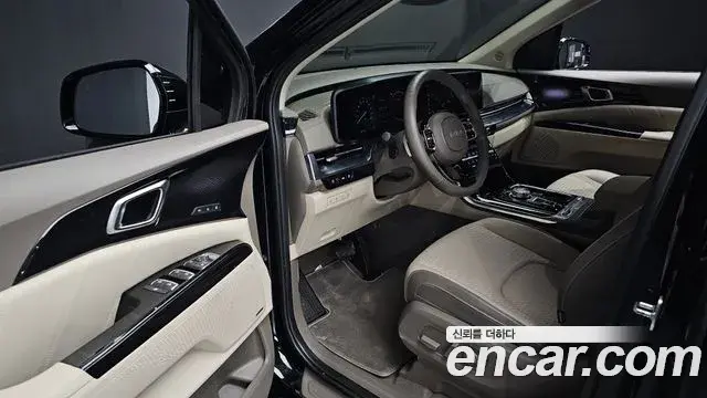 Kia Carnival 2022 — Фото 10/20