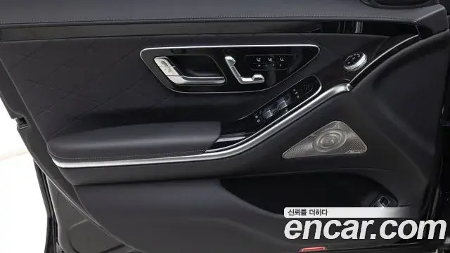 Mercedes-Benz S-Class 2025 — Фото 14/20
