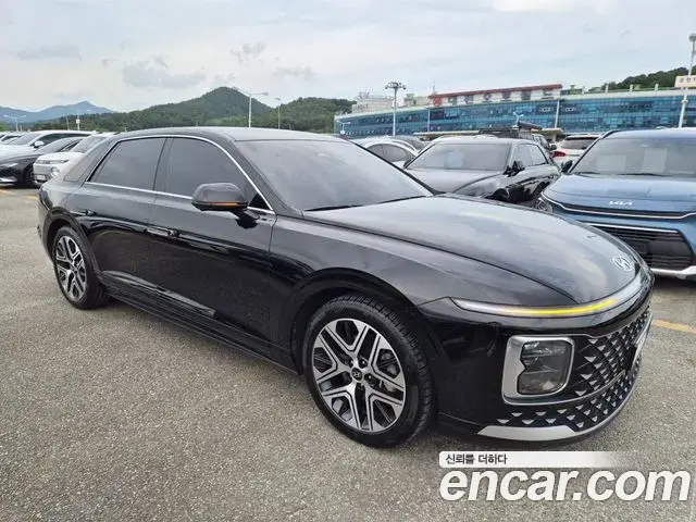 Hyundai Grandeur 2023 — Фото 3/20
