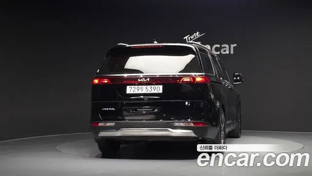 Kia Carnival 2023 — Фото 4/20