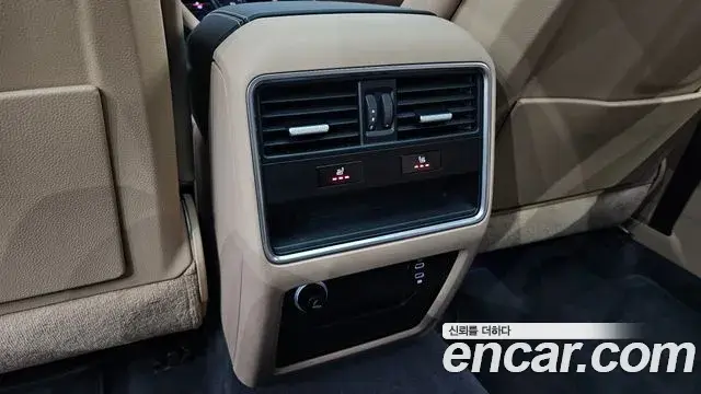 Porsche Cayenne 2020 — Фото 19/20