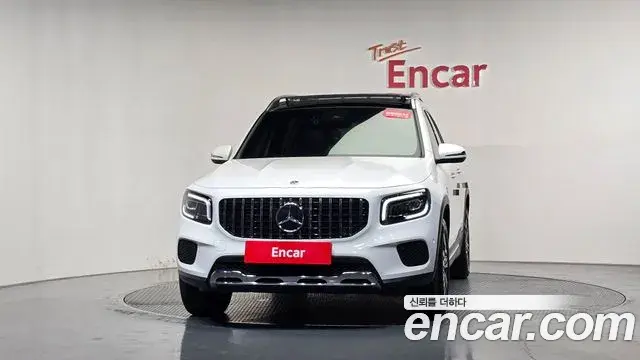 Mercedes-Benz GLB-Class 2021 — Фото 3/20