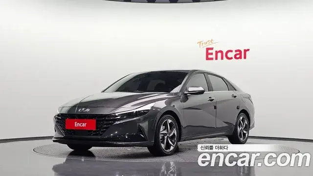 Hyundai Avante 2023 — Фото 1/20