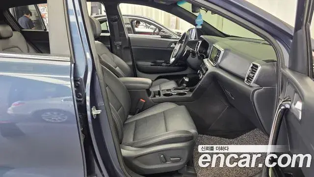 Kia Sportage The Bold 2019 — ფოტო 3/32
