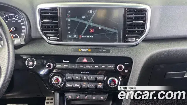 Kia Sportage The Bold 2019 — ფოტო 1/32