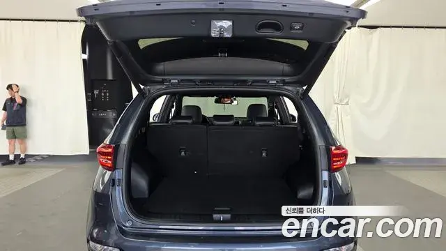 Kia Sportage The Bold 2019 — ფოტო 31/32