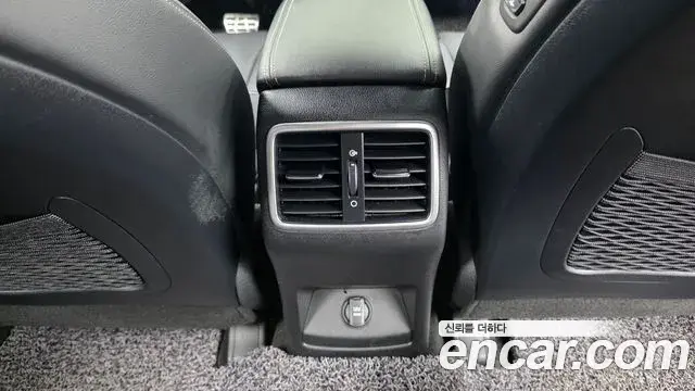 Kia Sportage The Bold 2019 — ფოტო 15/32