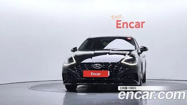 Hyundai Sonata 2021 — Фото 3/20