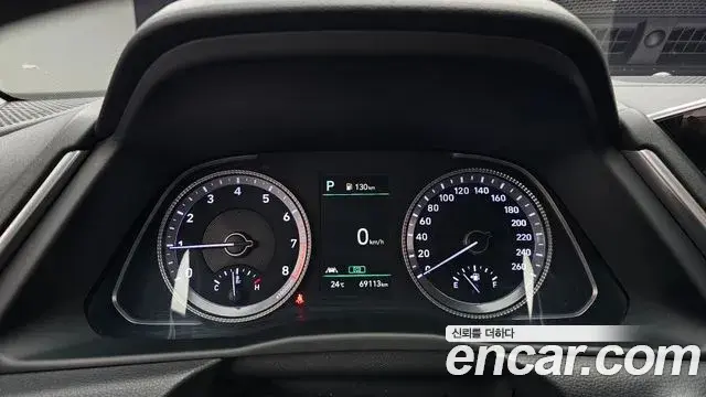 Hyundai Sonata 2021 — Фото 8/20