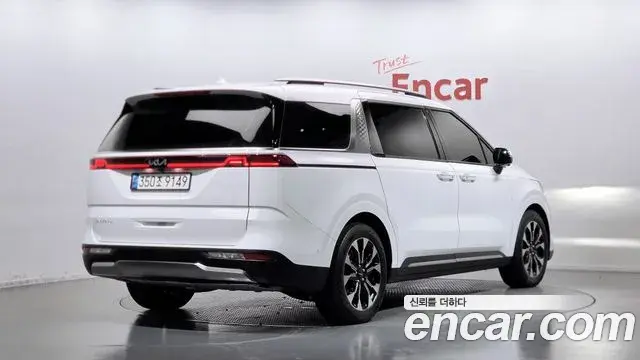 Kia Carnival 2022 — Фото 2/20