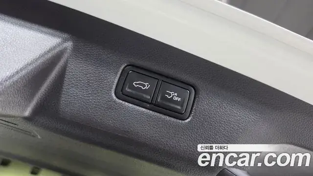 Kia Carnival 2022 — Фото 17/20