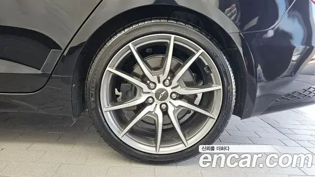Genesis G70 2021 — Photo 27/39
