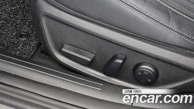 Genesis G70 2021 — Photo 1/39