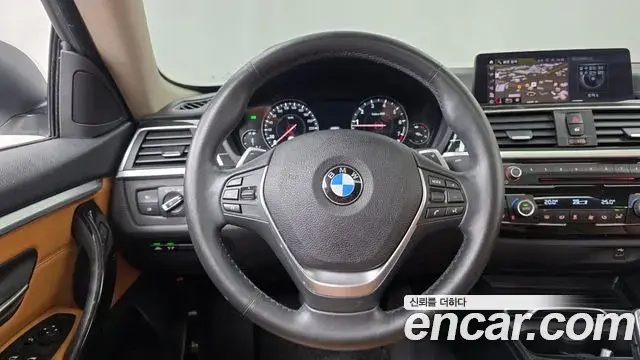 BMW 4 Series 2018 — Фото 12/20