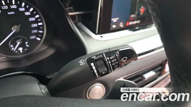 Kia The K9 2019 — Photo 28/31