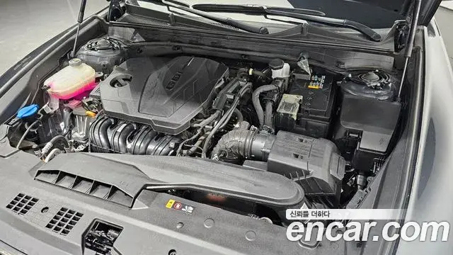 Hyundai Grandeur 2023 — Photo 6/20