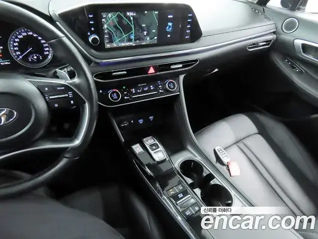 Hyundai Sonata 2022 — Фото 14/20
