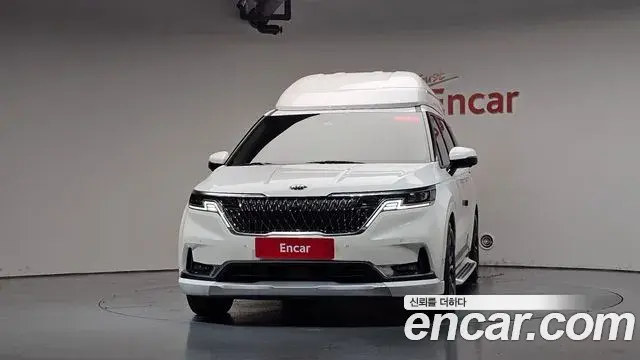 Kia Carnival 2021 — Фото 3/20