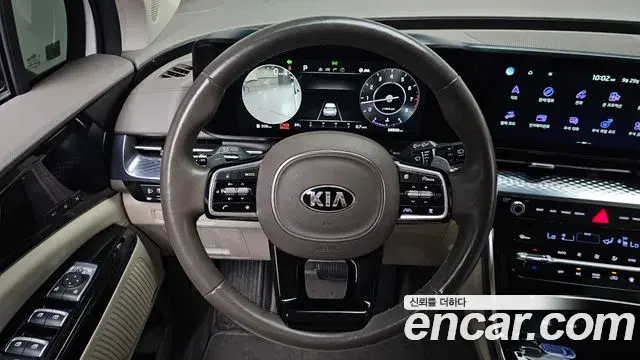 Kia Carnival 2021 — Фото 13/20