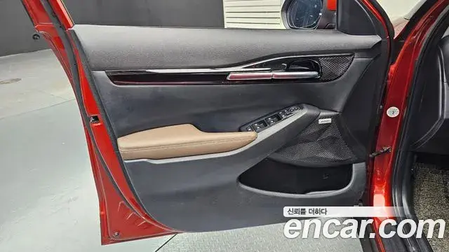 Kia Seltos 2020 — ფოტო 2/30