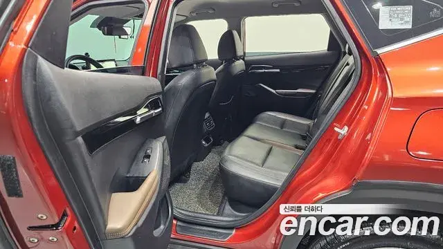 Kia Seltos 2020 — ფოტო 16/30