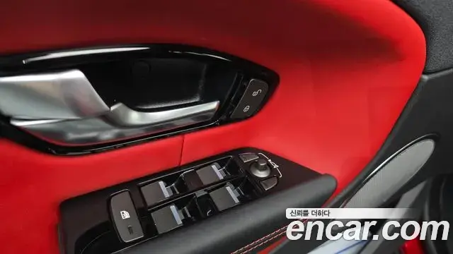 Land Rover Range Rover Evoque 2019 — Şəkil 16/35