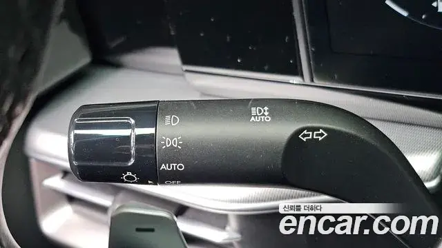Hyundai Grandeur 2023 — Фото 15/20