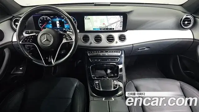 Mercedes-Benz E-Class 2020 — Фото 7/20